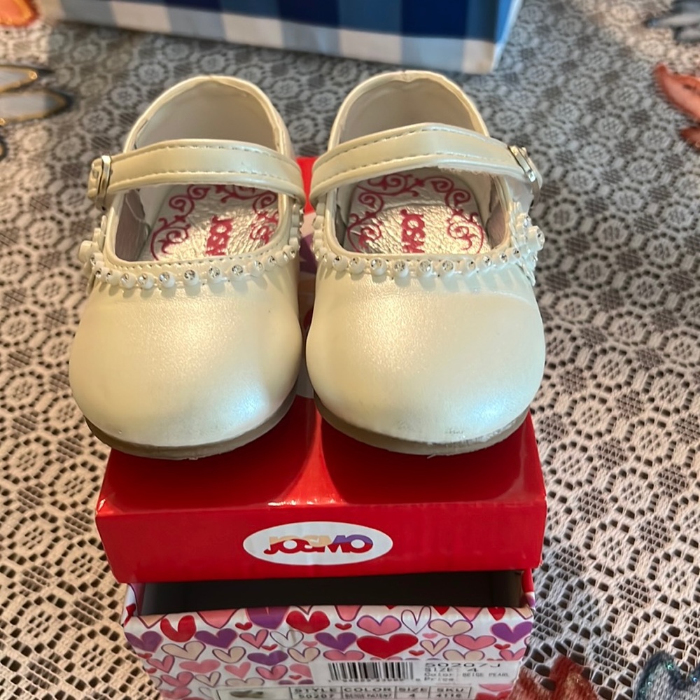 Girls dress shoes